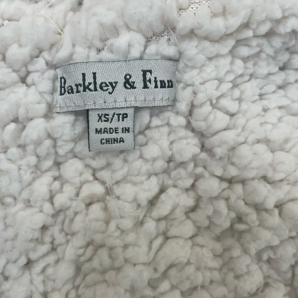 Barkley & Finn Dog Coat Jacket XS Sherpa Lined Pet Pup Vest Taupe Cream Fleece
